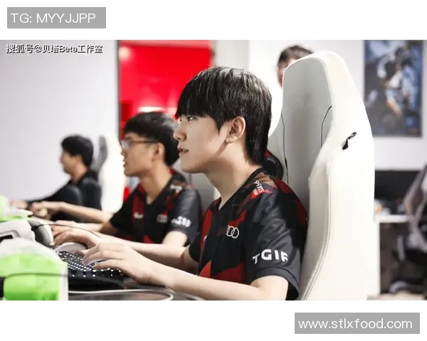 TES战队防反策略分析与成败得失的深度探讨 TES战队防反策略分析与成败得失的深度探讨